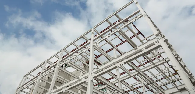 Importancia del diseño estructural en parques industriales modernos